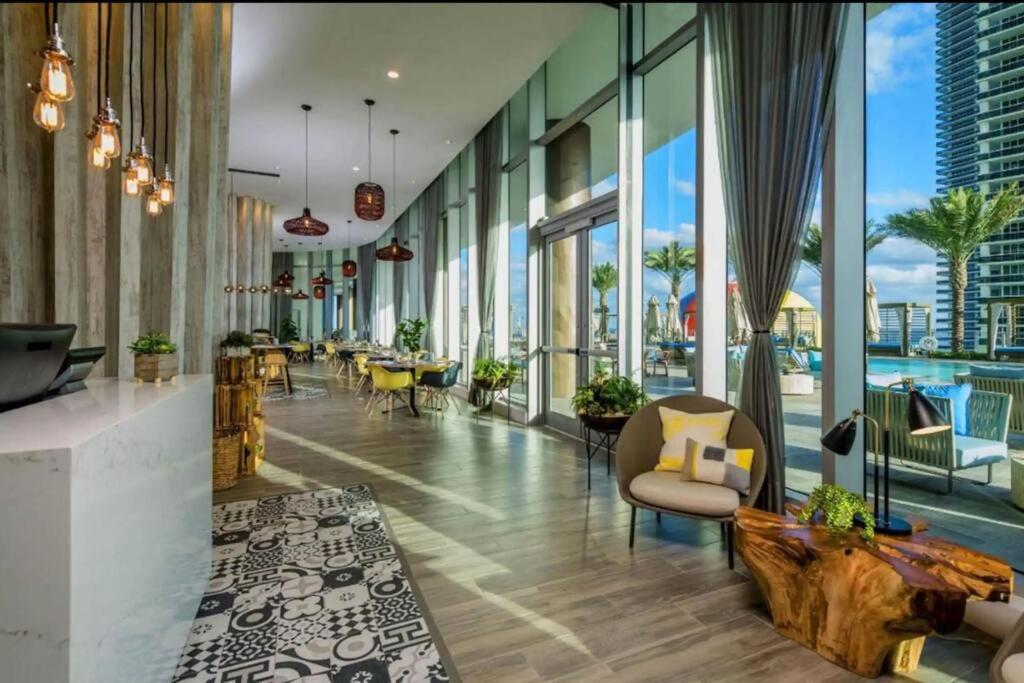Direct Oceanfront Condo - Hyde Resort هوليوود المظهر الخارجي الصورة